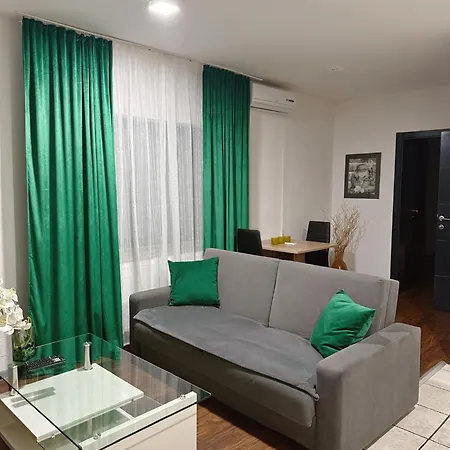 Modern 2 Apartment *